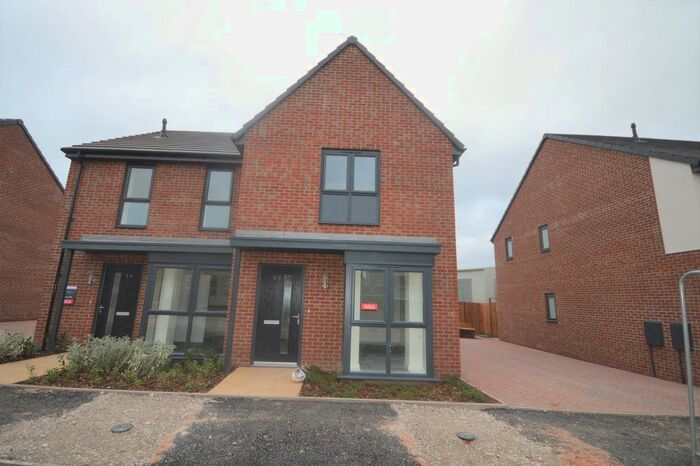 2 Bedroom Semi-Detached House To Rent In Wilmot Drive, Knutton, Newcastle Under Lyme, ST5