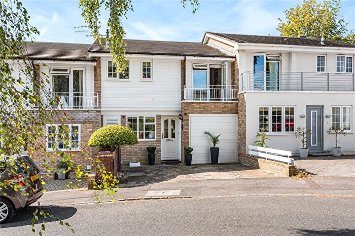 3 Bedroom Terraced House For Sale In Milton Close, Henley-on-Thames, Oxfordshire, RG9