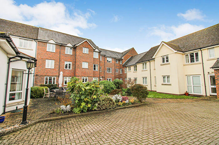 2 Bedroom Retirement Property For Sale In Wessex Way, Bicester, OX26