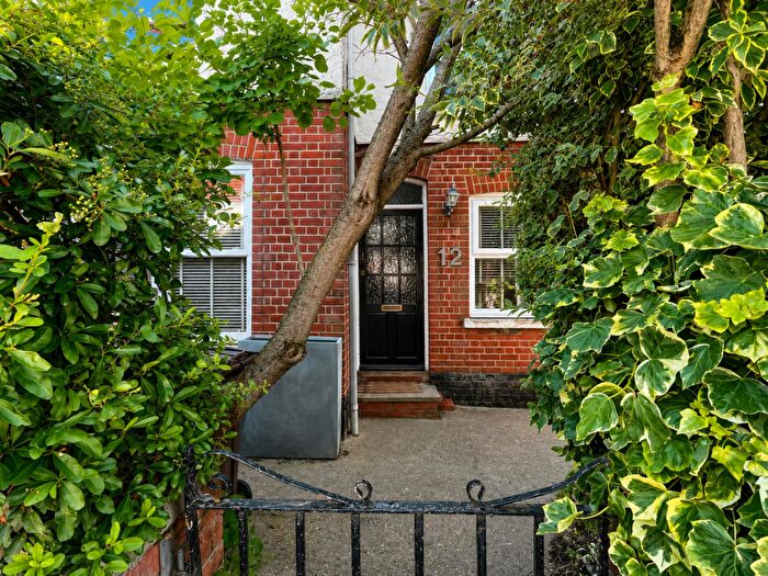 4 Bedroom End Of Terrace House For Sale In Norwich, NR3