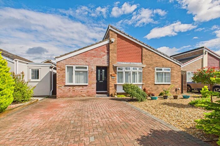 3 Bedroom Bungalow For Sale In Crawford Close, Clevedon, North Somerset, BS21