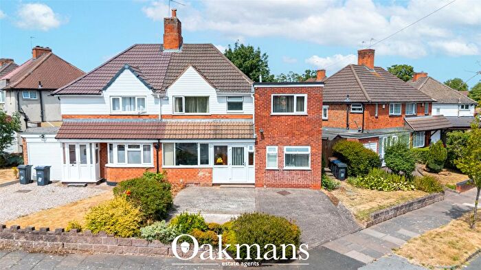 5 Bedroom Semi-detached House For Sale In Park View Road, Birmingham, West Midlands, B31
