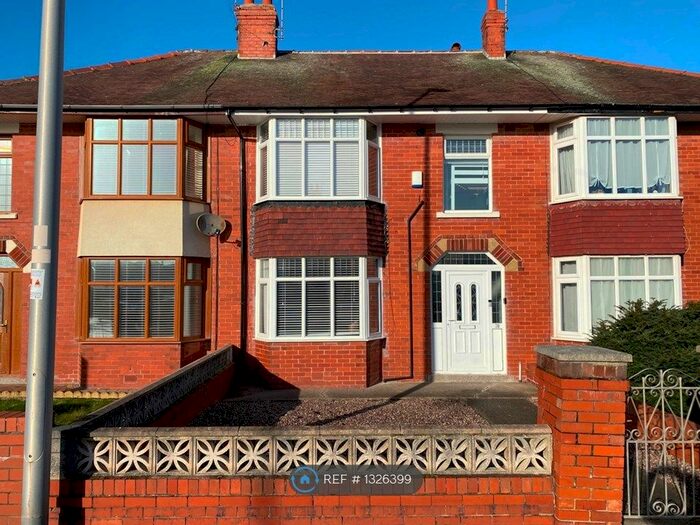 3 Bedroom Terraced House To Rent In Knowle Avenue, Blackpool FY2
