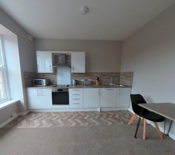 2 Bedroom Flat To Rent In Step Row, West End, Dundee, DD2