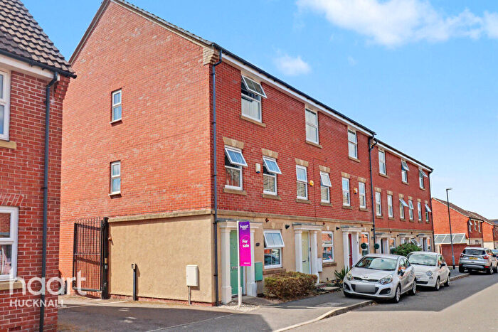4 Bedroom End Of Terrace House For Sale In High Main Drive, Nottingham, NG6