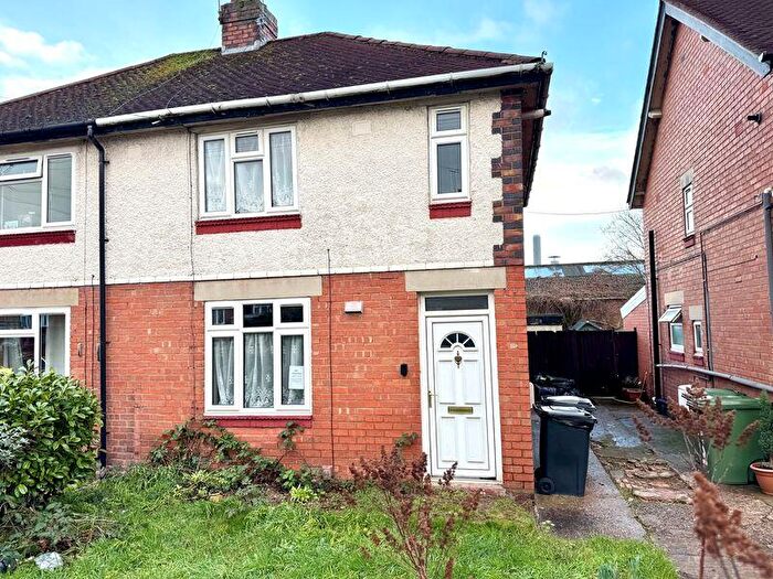 Detached House For Sale In Kingsley Avenue, Redditch, B98
