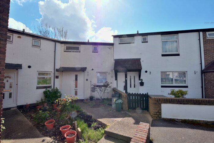 3 Bedroom Terraced House To Rent In Lych Gate Walk, Hayes, UB3