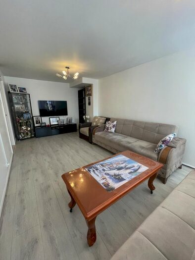 3 Bedroom Flat To Rent In Kessock Close, London, N17