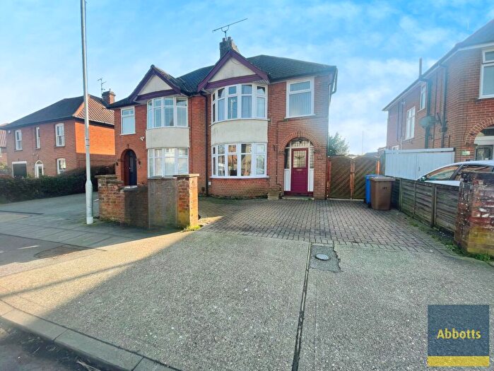 3 Bedroom House To Rent In Whitby Road, Ipswich, IP4