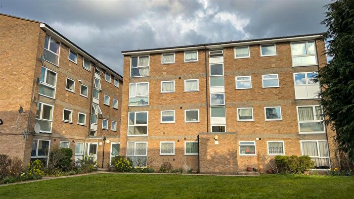 2 Bedroom Flat To Rent In Dormers Wells Lane, Southall, UB1
