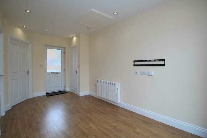 1 Bedroom Detached Bungalow To Rent In St. Phillips Road, Burton-On-The-Wolds, LE12