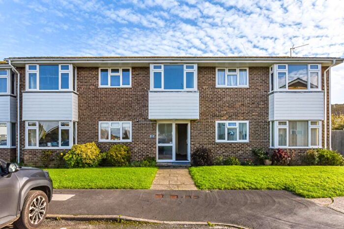 2 Bedroom Apartment For Sale In Foxwarren Close, West Wittering, West Sussex, PO20
