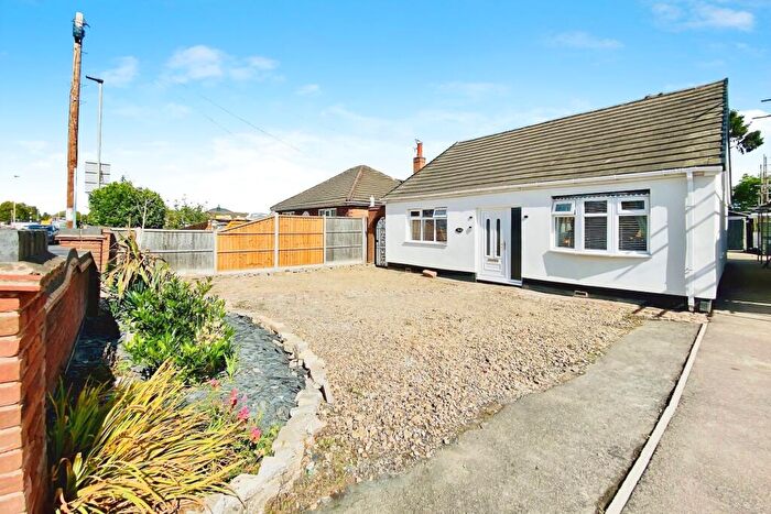 4 Bedroom Detached Bungalow For Sale In Humberstone Lane, Leicester, LE4
