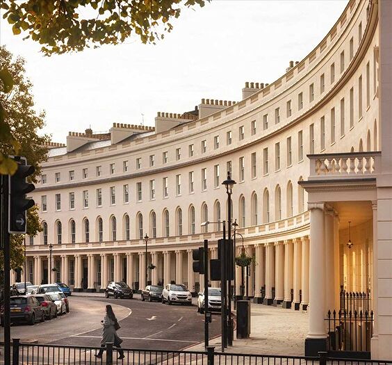 1 Bedroom Studio To Rent In Park Crescent, London, W1B