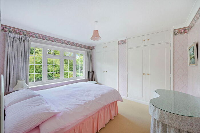 4 Bedroom Detached House For Sale In Oast Road, Oxted, RH8