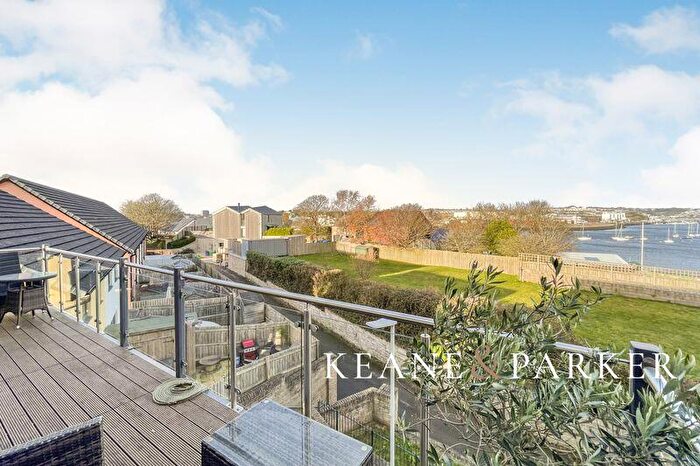 2 Bedroom Flat For Sale In Causeway View, Turnchapel, PL9