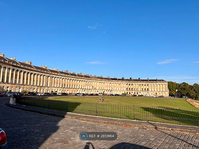 2 Bedroom Flat To Rent In Royal Crescent, Bath, BA1
