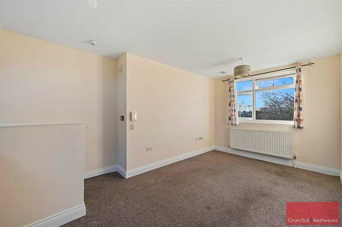 1 Bedroom Flat To Rent In North Circular, London NW10