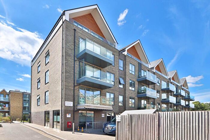 1 Bedroom Flat To Rent In Kingston Upon Thames, KT1