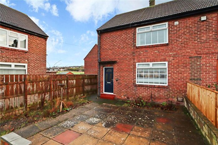 2 Bedroom End Of Terrace House For Sale In Eden Dale, Ryton, Tyne And Wear, NE40