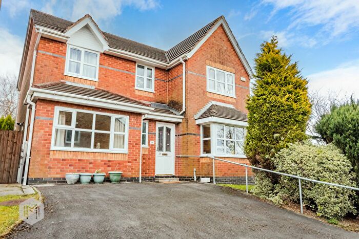 4 Bedroom Detached House To Rent In Inglewood Close, Bury, Greater Manchester, BL9