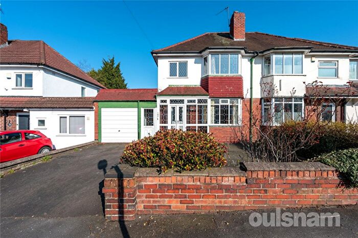 3 Bedroom Semi-Detached House For Sale In Harborne Lane, Selly Oak, Birmingham, West Midlands, B29