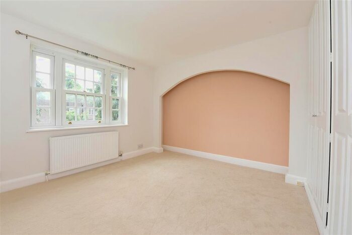 2 Bedroom Flat For Sale In Chartwell, Parkside, London, SW19