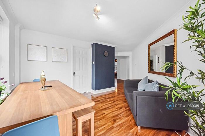 3 Bedroom Flat To Rent In Tavistock Tower, London, SE16