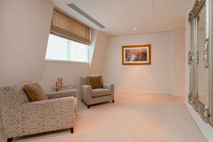 4 Bedroom Flat To Rent In Great Peter Street, London, SW1P
