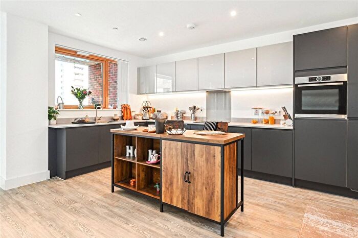 3 Bedroom Flat For Sale In Southmere, Thamesmead, SE2