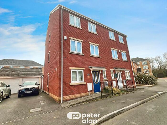 4 Bedroom House To Rent In Wyncliffe Gardens, Cardiff, CF23