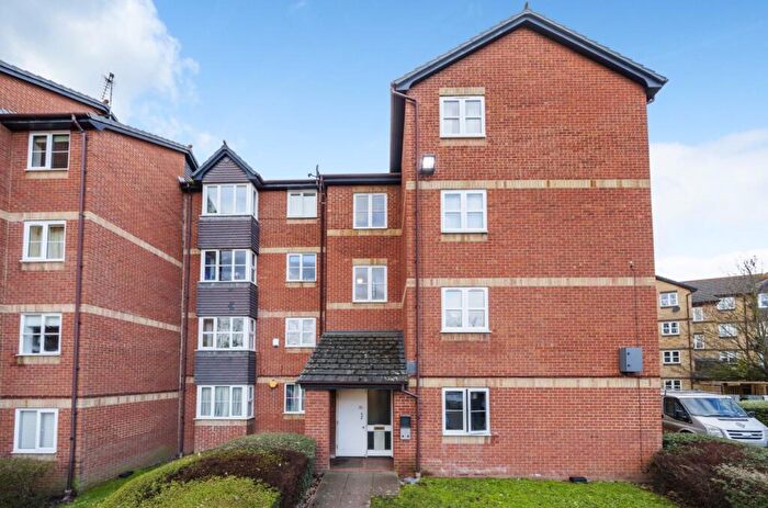 1 Bedroom Apartment To Rent In Stubbs Drive, London, SE16
