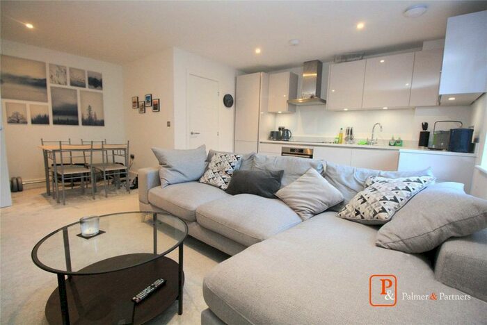 1 Bedroom Apartment To Rent In Hardy Close, Chelmsford, Essex, CM1