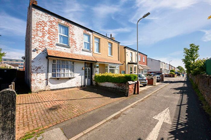 3 Bedroom Semi Detached House For Sale In Railway Street, Southport, PR8