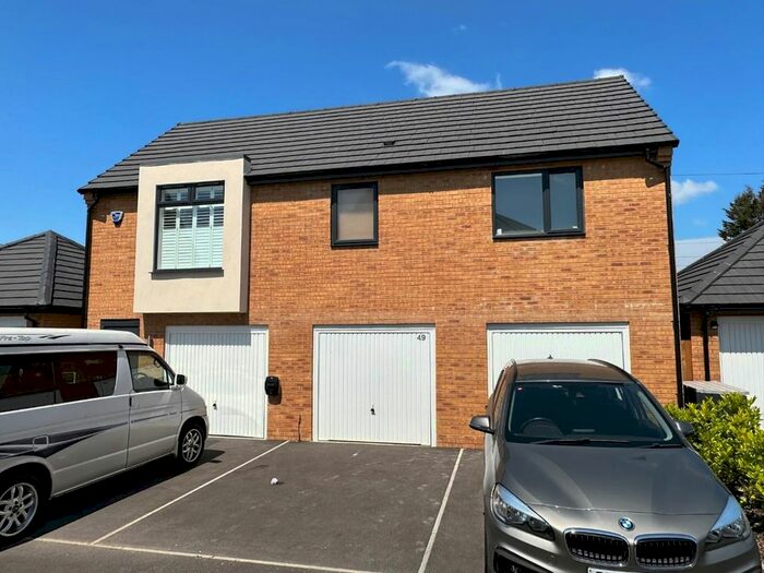 2 Bedroom Detached House To Rent In New Dawn Place, Swindon, SN1