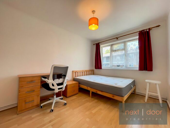 3 Bedroom Flat To Rent In Caldwell Street, Oval, SW9