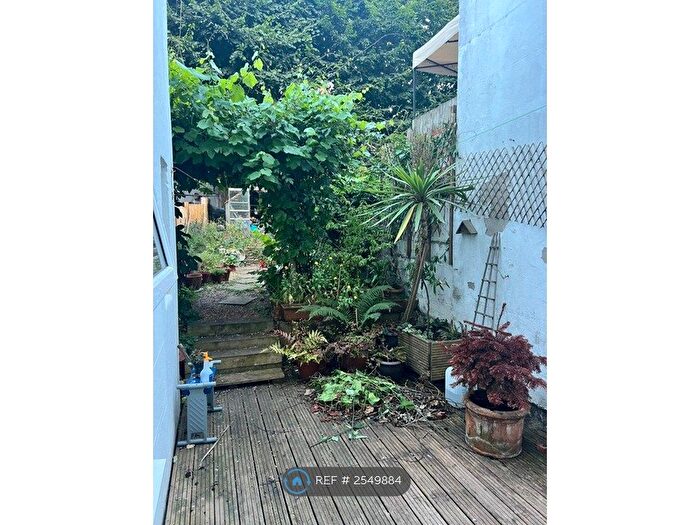 1 Bedroom Flat To Rent In Goldstone Villas, Hove, BN3