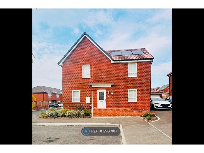 5 Bedroom Detached House To Rent In Matrix Road, Aylesford, ME20