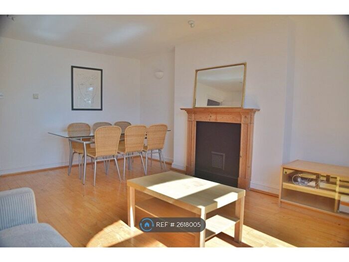 1 Bedroom Flat To Rent In Greencroft Gardens, London, NW6