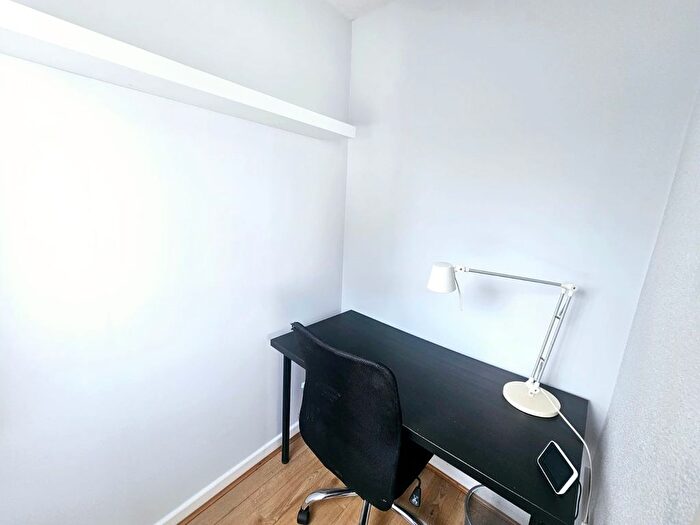 1 Bedroom Flat To Rent In Grosvenor Road, Southampton, SO17