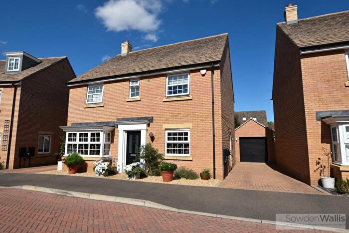 4 Bedroom Detached House For Sale In Sissons Close, Barnack, Stamford, PE9