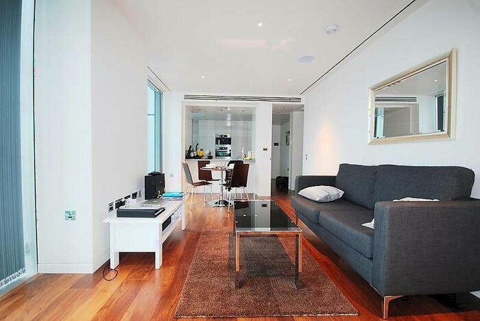 1 Bedroom Apartment To Rent In The Heron, Moor Lane, Moorgate, London, EC2Y