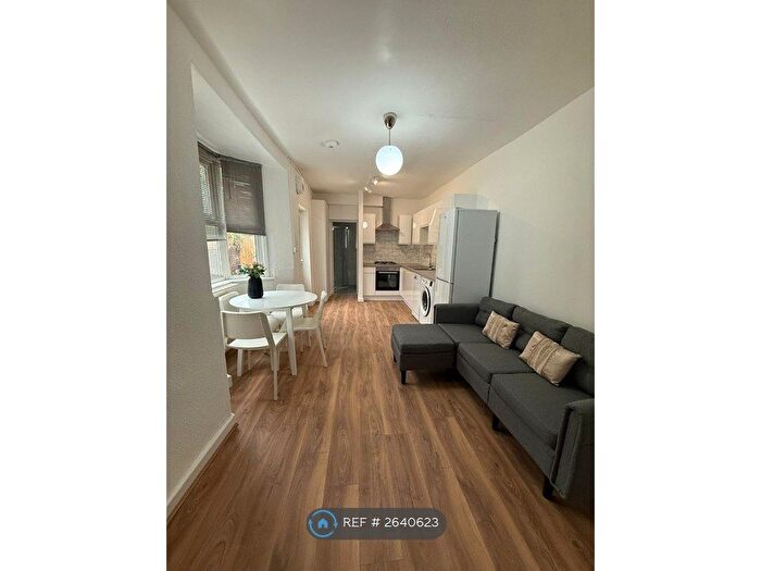 2 Bedroom Flat To Rent In Raleigh Road, London, N8