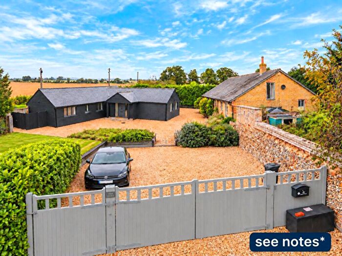 6 Bedroom Barn Conversion For Sale In Thriplow Heath, Thriplow, Royston, Cambridgeshire, SG8