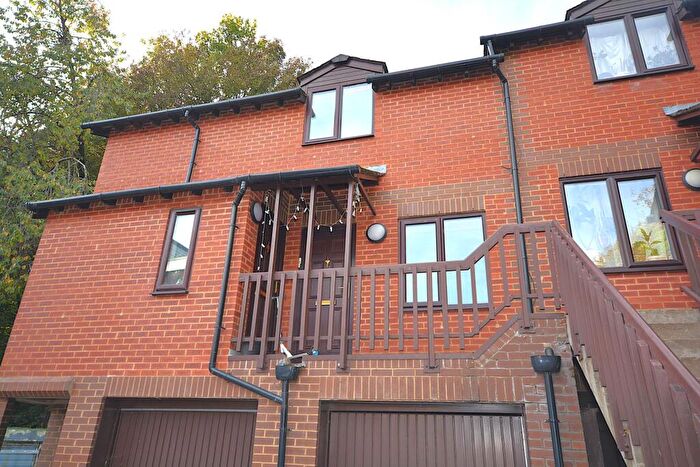 2 Bedroom Apartment For Sale In Station Road, Amersham, HP7