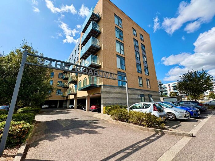 2 Bedroom Flat To Rent In The Boardwalk, Gillingham, ME7