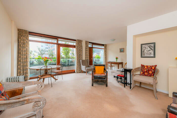 1 Bedroom Flat To Rent In Barbican, London, EC2Y