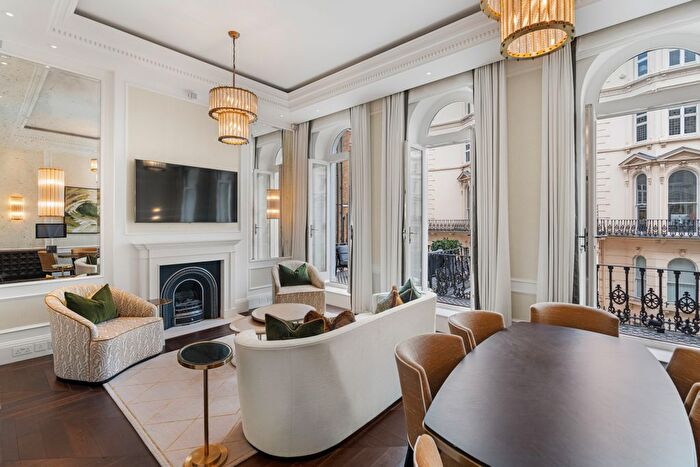 2 Bedroom Flat To Rent In Prince Of Wales Terrace, London, W8