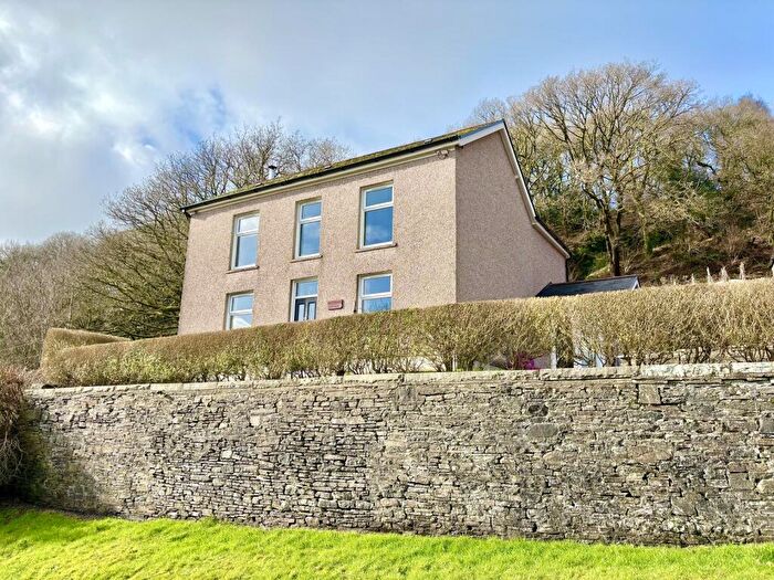 4 Bedroom Detached House For Sale In Gellyfowy Road, Pontardawe, Swansea., SA8
