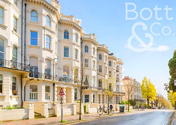 2 Bedroom Flat For Sale In Denmark Terrace, Brighton, BN1